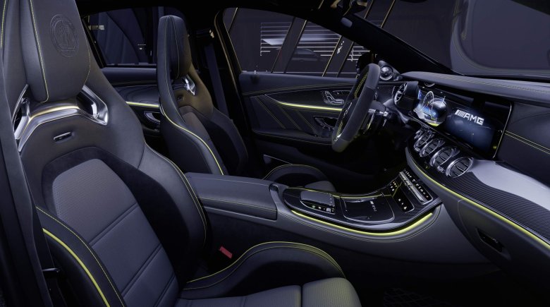 Καθίσματα AMG Performance