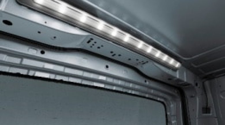 Λωρίδα φωτισμού LED στον χώρο φόρτωσης