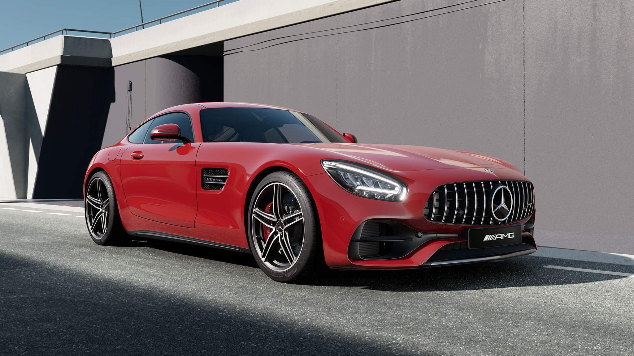 Μπροστινό τμήμα AMG GT με βασικό εξοπλισμό