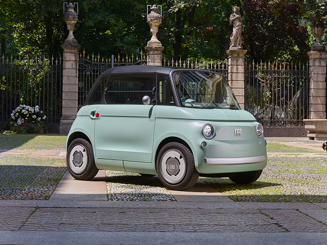 Ηλεκτρικό Fiat Topolino για καθημερινές μετακινήσεις στη Ρόδο