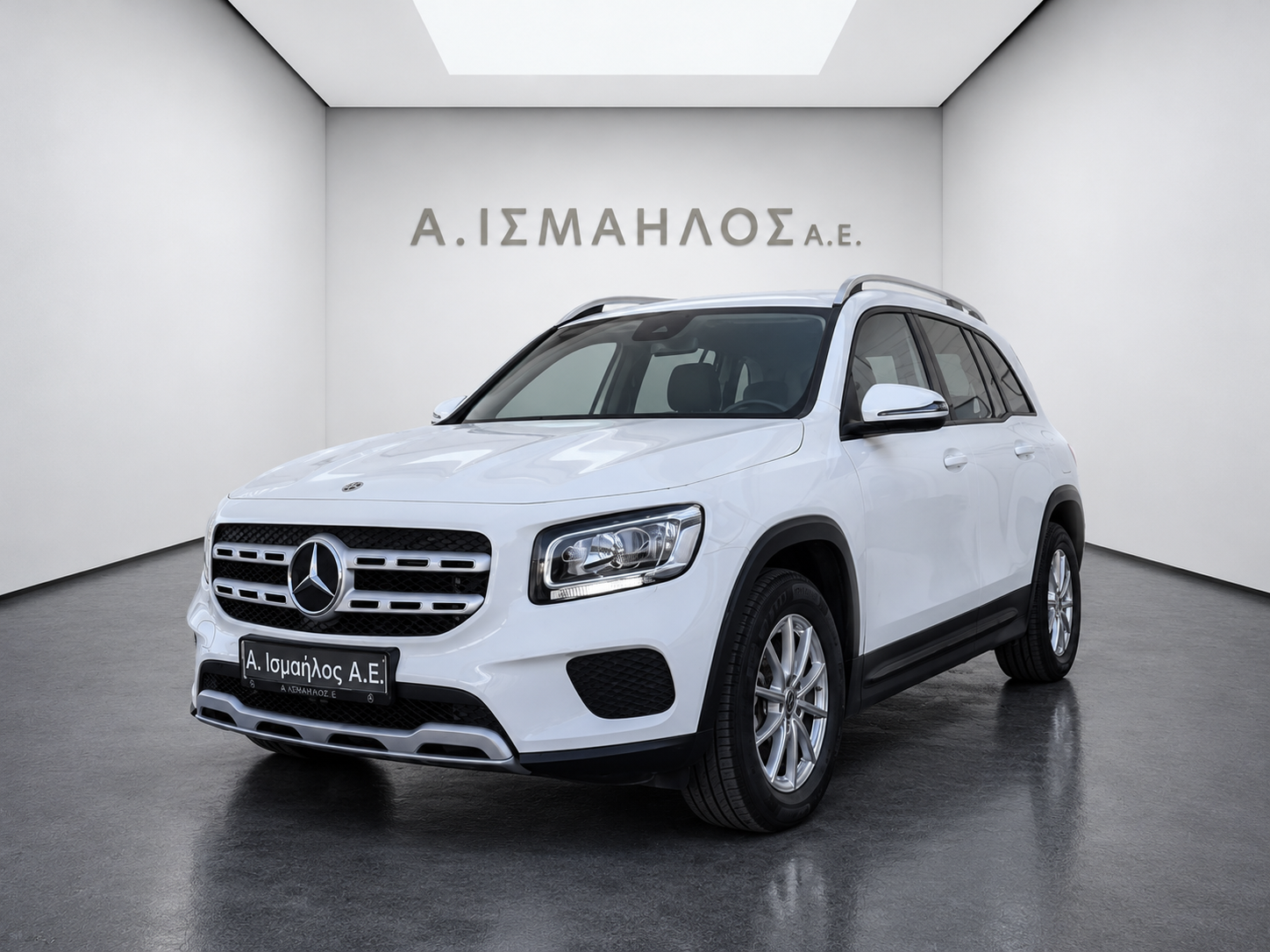 Mercedes-Benz GLB 180 2024 STYLE 7G-DCT 1.3lt 136hp White