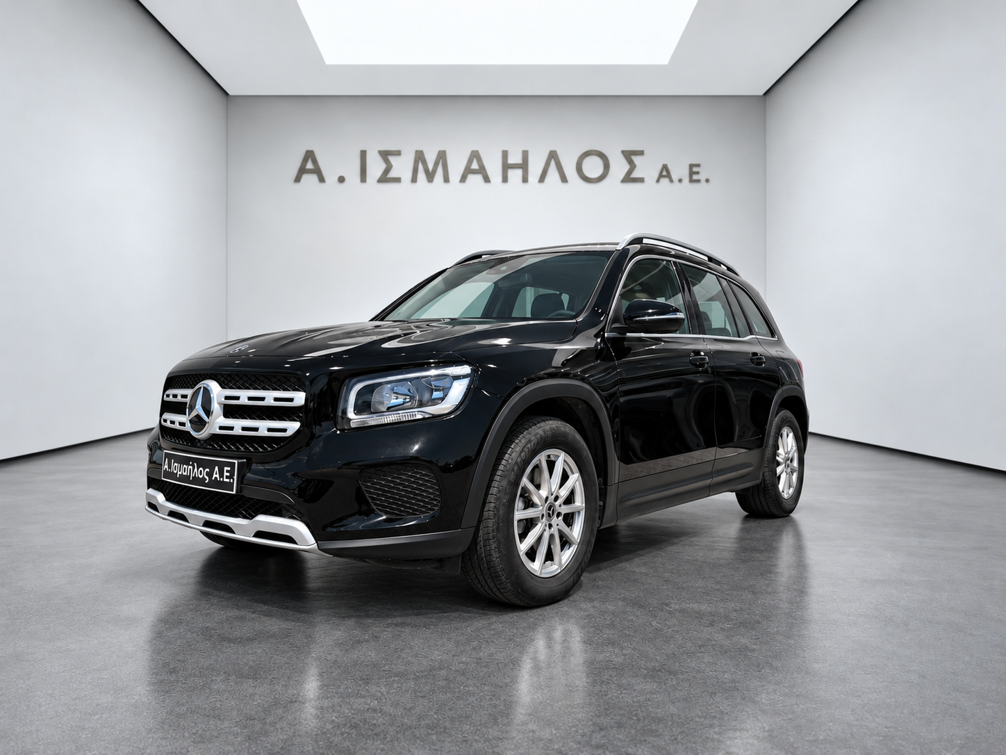 Mercedes-Benz GLB 180 2024 1,3lt 136hp Black